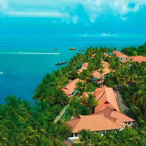 5* Resort Backwater Ripples